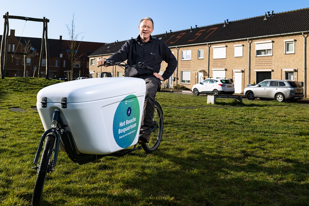 Marc op een fiets van Het Bossche Bespaartea